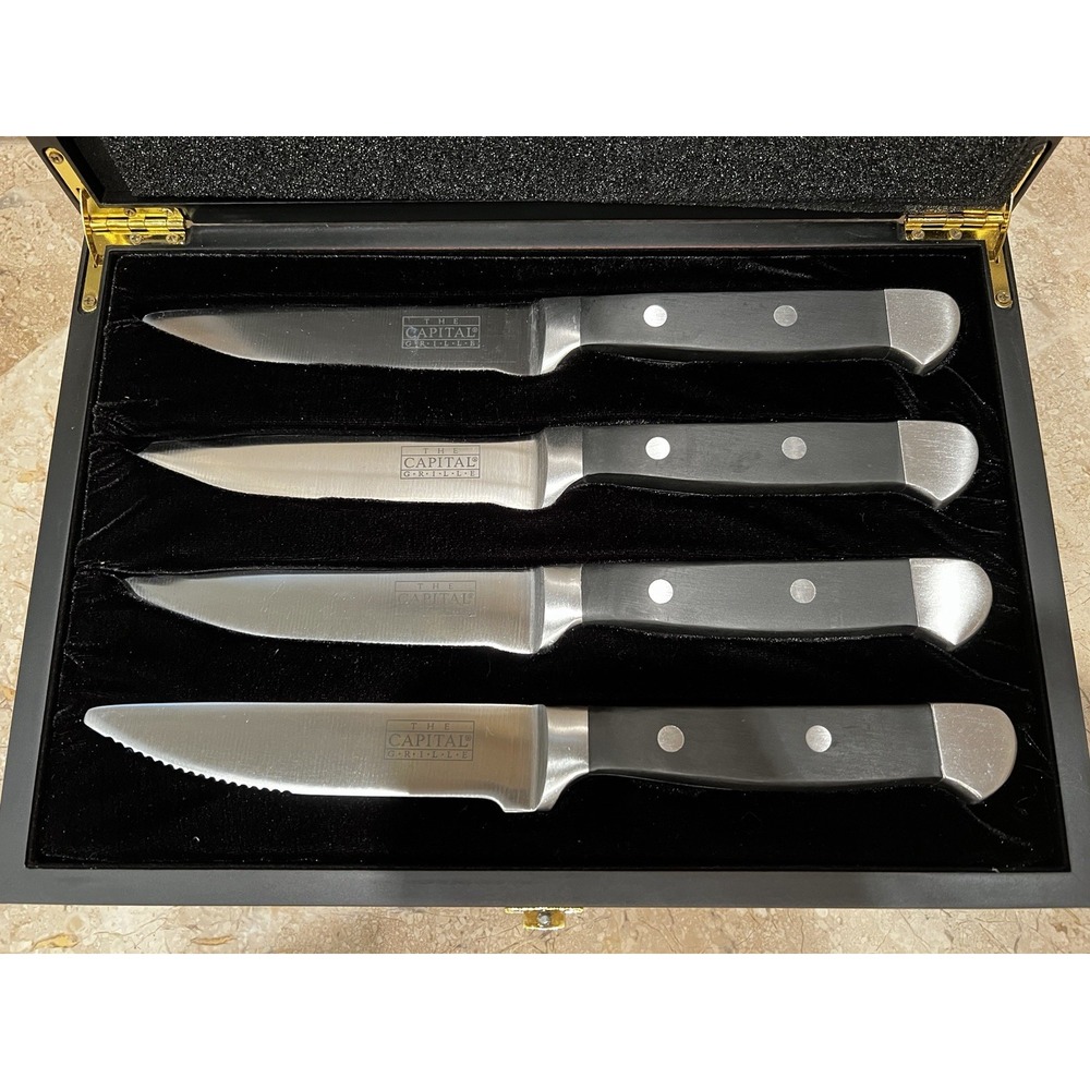 The Capital Grille Steak Knife Set 4 Knives / Wood Box With Foam Unopened
